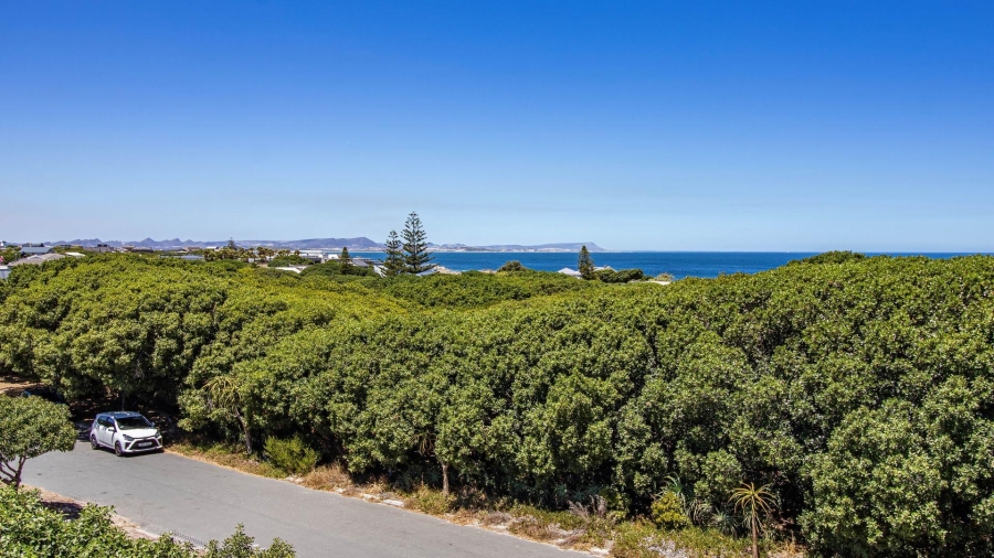 2 Bedroom Property for Sale in Kleinbaai Western Cape